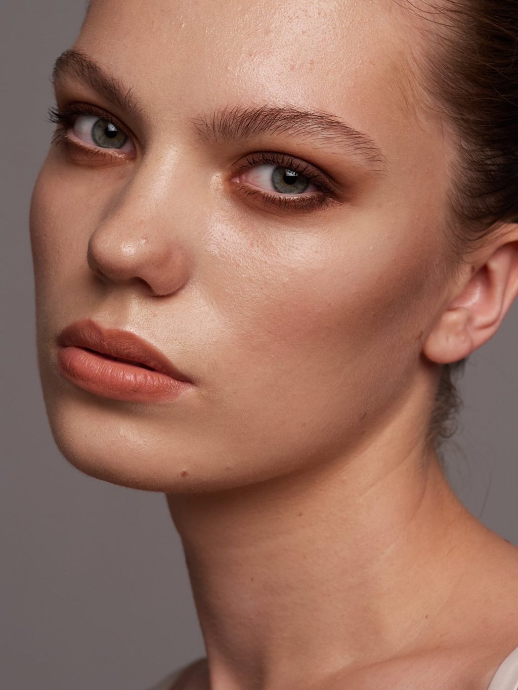 Beauty, голубые глаза — До